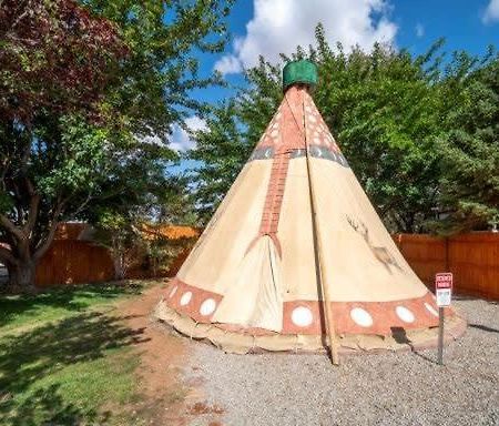 Ok Rv Park Family Tipi Ok1 Hotell Moab Exteriör bild