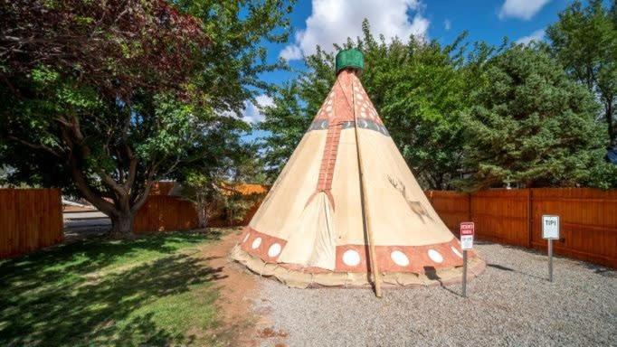 Ok Rv Park Family Tipi Ok1 Hotell Moab Exteriör bild