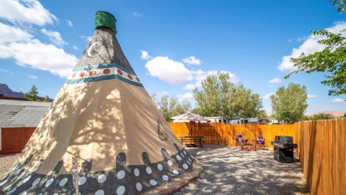 Ok Rv Park Family Tipi Ok1 Hotell Moab Exteriör bild